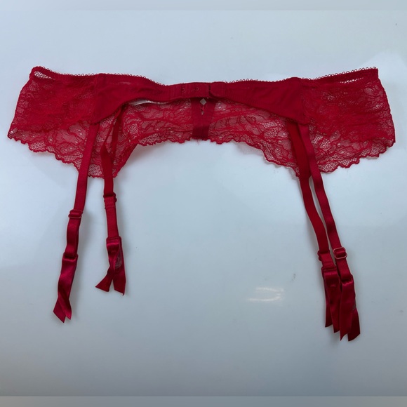 B’tempt’d Red Lace Garter Belt N273-7 - Picture 2 of 4